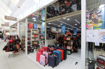 vitrine HEXA Maroquinerie